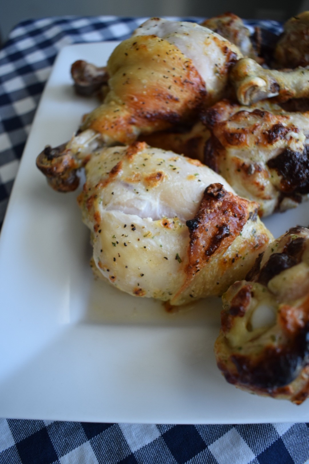 Easy and Healthy Ranch Chicken Drumsticks | The Gingham Apron