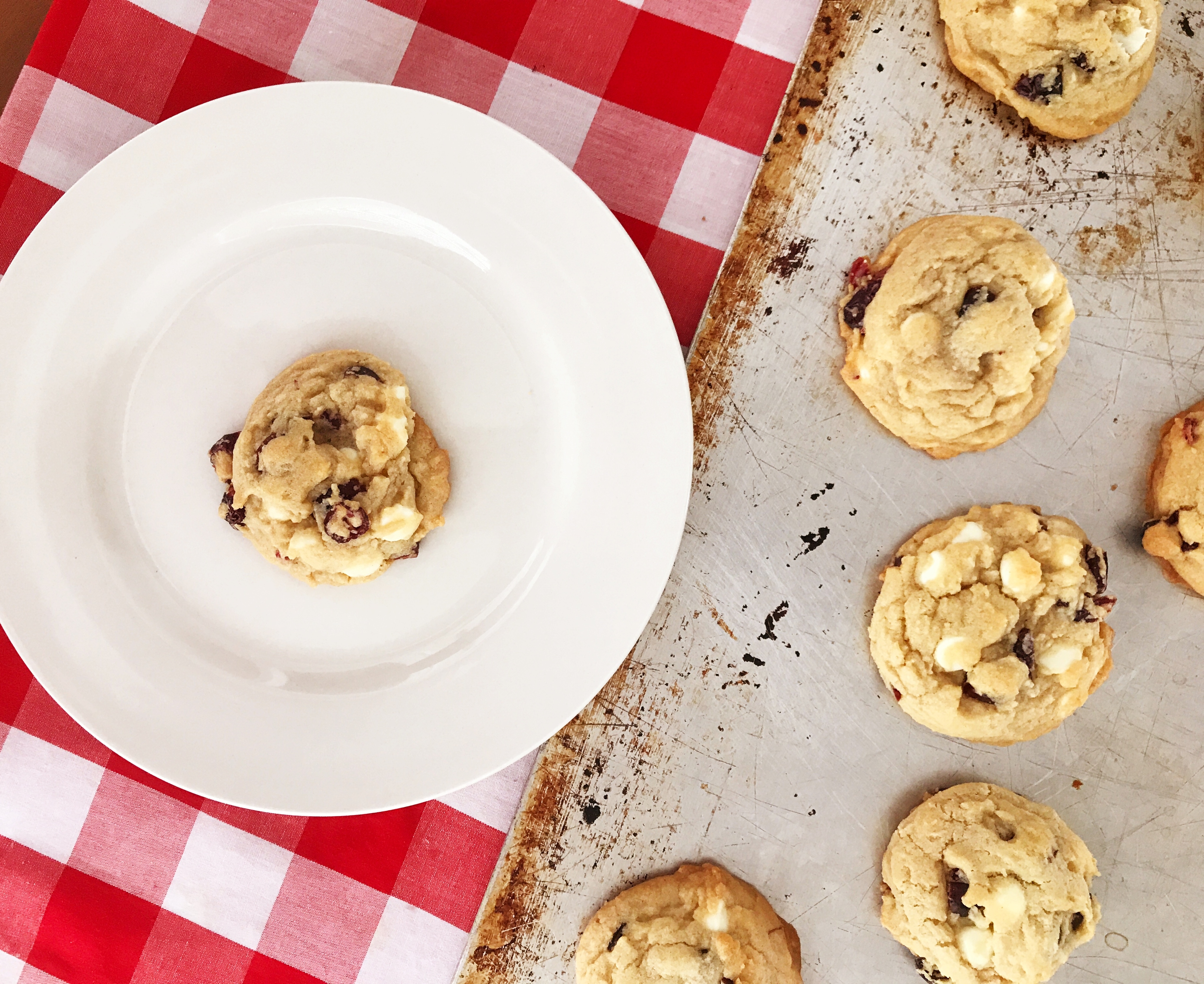 Cranberry white chocolate chip cookies