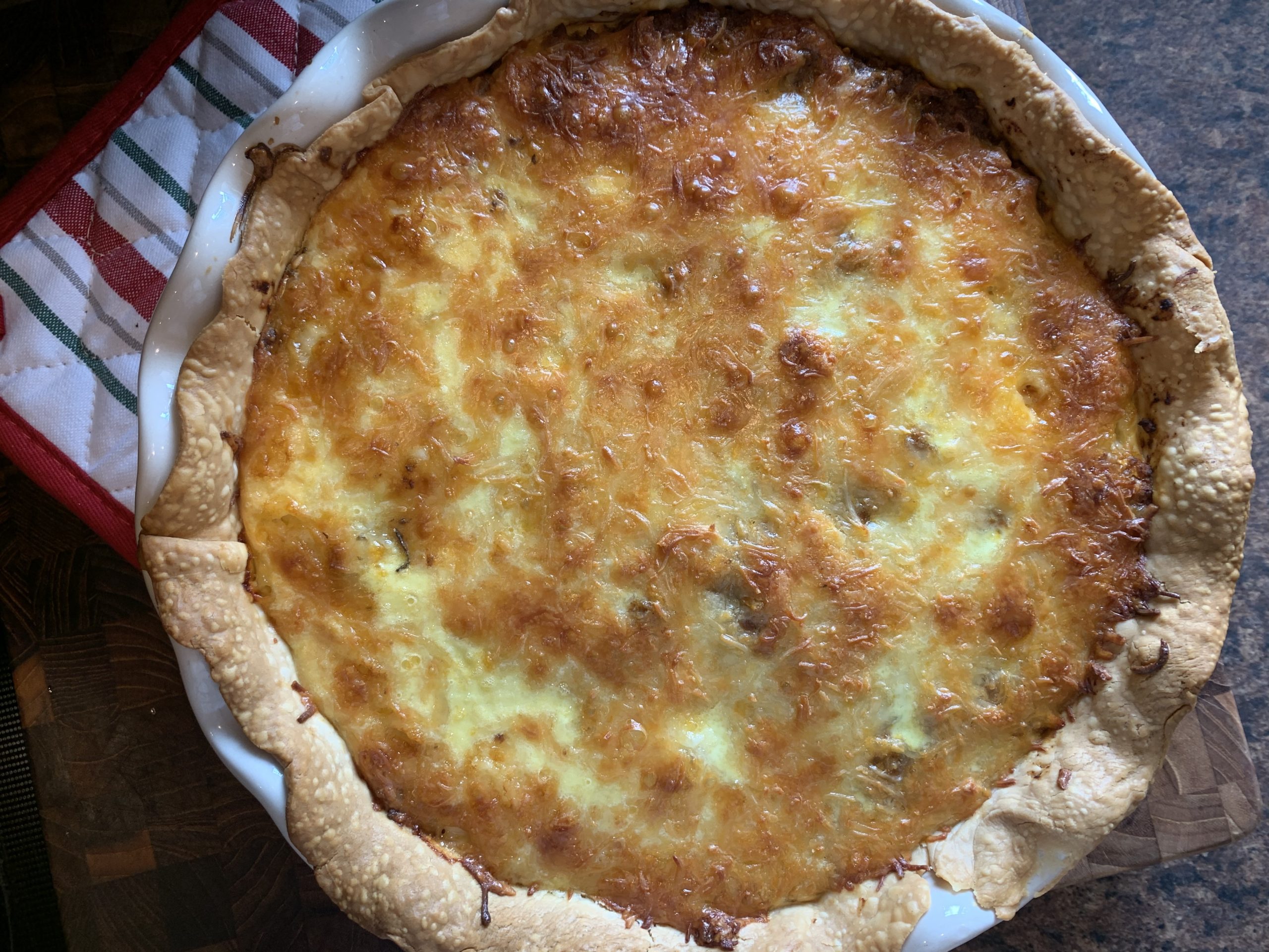 Italian Hamburger Pie | The Gingham Apron