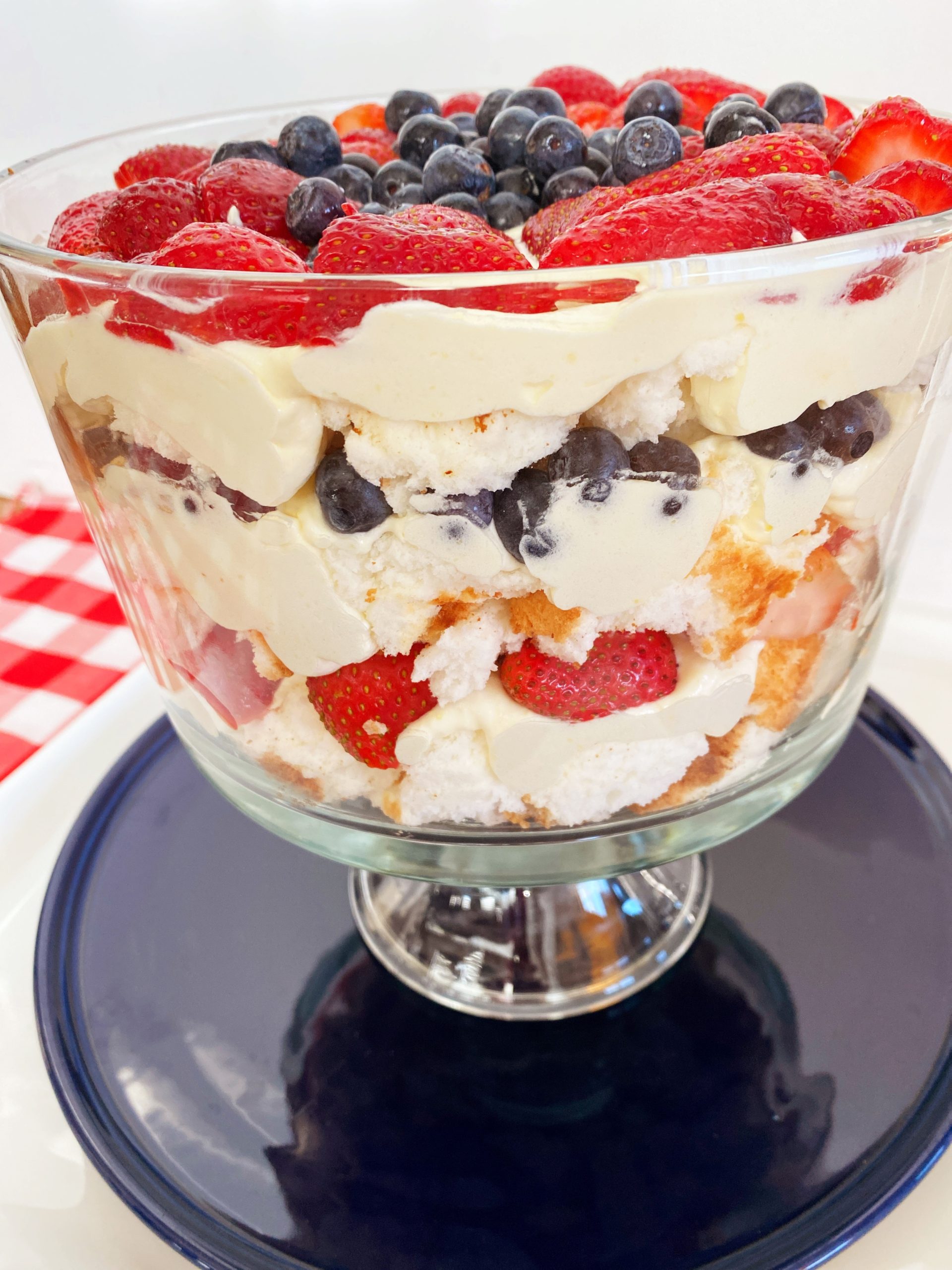 4th of July Trifle {No Bake Option} | The Gingham Apron